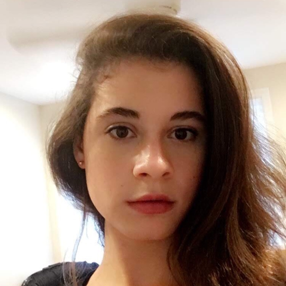 Meet your Posher, Alyssa